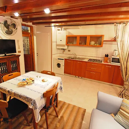 Apartamento Locazione Turistica Calle Del Traghetto Vecchio *